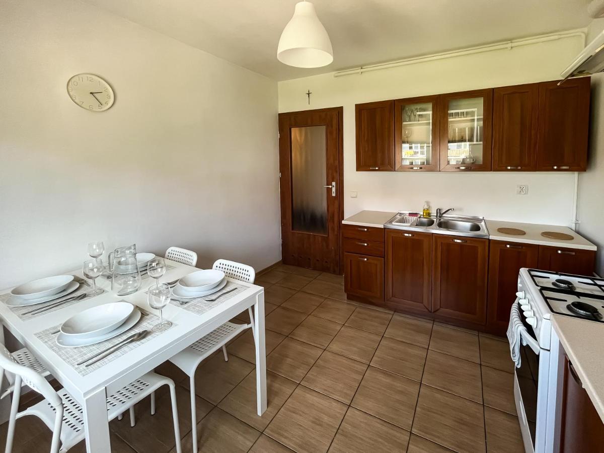 Uroczy Apartament Pod Skarpa Wadowice Extérieur photo