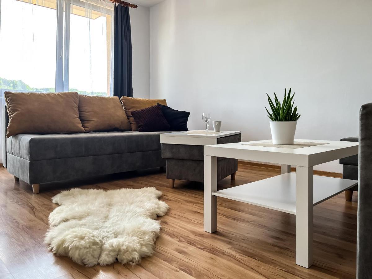 Uroczy Apartament Pod Skarpa Wadowice Extérieur photo